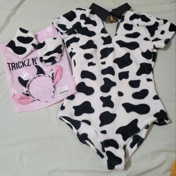 Dolls Kill Tricks N' Treatz Cow Costume SOLD OUT - Picture 3 of 3